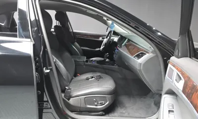 Hyundai Genesis 2014, 64805 км, за 8338.77 USD - фото 11