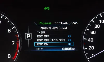 Hyundai Genesis 2014, 64805 км, за 8338.77 USD - фото 16