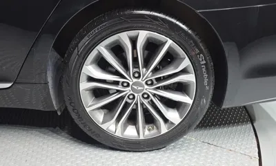 Hyundai Genesis 2014, 64805 км, за 8338.77 USD - фото 21