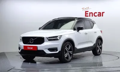 Volvo XC40 · 2021 год