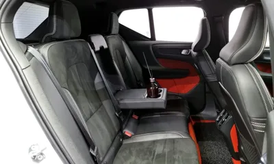 Volvo XC40 2021, 126093 км, за 12808.72 USD - фото 12