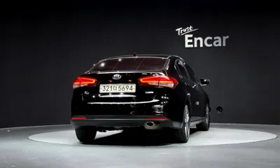 Kia K3 2017, 78740 км, за 4891.6 USD
