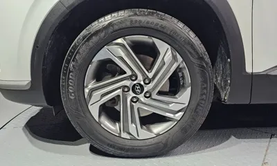Hyundai Santafe 2021, 130970 км, за 14301.5 USD