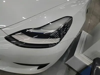 Tesla Model 3 2021, 41900 км, за 17577.84 USD