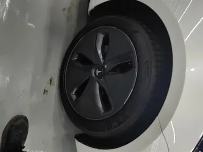 Tesla Model 3 2021, 41900 км, за 17492.91 USD - фото 6