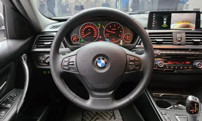 BMW 3-Series 2018, 79074 км, за 10834.22 USD - фото 13