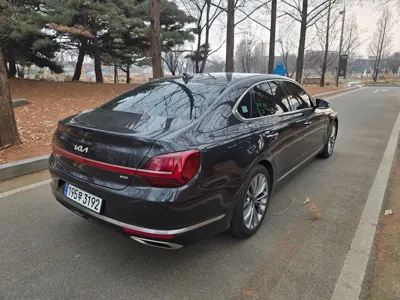 Kia K9 2022, 107810 км, за 23500.07 USD