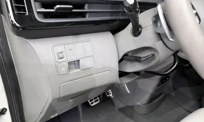 Hyundai Staria 2022, 50001 км, за 20482.32 USD - фото 15