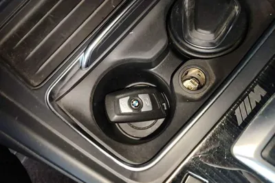 BMW 3 Series 2017, 120399 км, за 11101 USD - фото 23