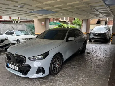 BMW 5-Series 2024, 54500 км, за 9203.83 USD