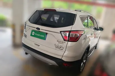 Ford Kuga 2017, 87000 км, за 7112 USD
