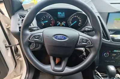 Ford Kuga 2017, 87000 км, за 7112 USD - фото 7