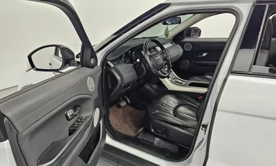 Land Rover Range Rover Evoque 2016, 97390 км, за 5901.27 USD - фото 11