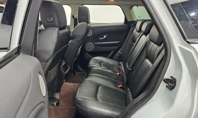 Land Rover Range Rover Evoque 2016, 97390 км, за 5901.27 USD - фото 12