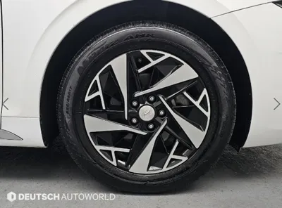 Hyundai Grandeur 2023, 68746 км, за 13581.46 USD
