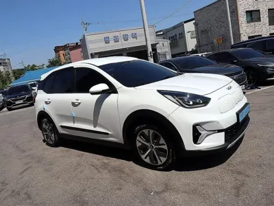 Kia Niro 2023, 161590 км, за 11487.46 USD - фото 20