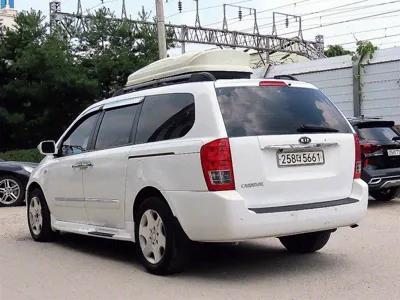 Kia Canival 2008, 257950 км, за 3479.06 USD