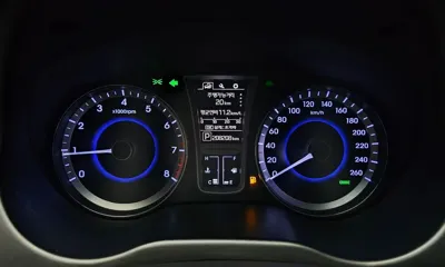 Hyundai Grandeur 2015, 208208 км, за 3032.71 USD - фото 8