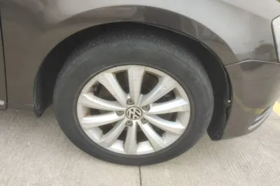 Volkswagen Magotan 2015, 155100 км, за 6772 USD