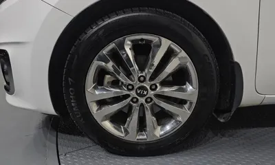 Kia Canival 2015, 147362 км, за 7069.71 USD