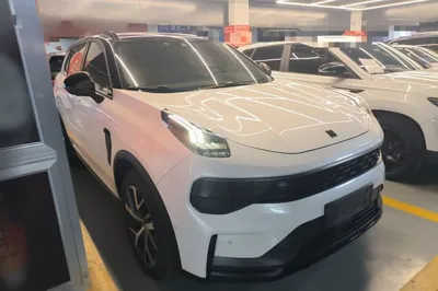 Lynk & Co 01 2021, 83400 км, за 13401 USD