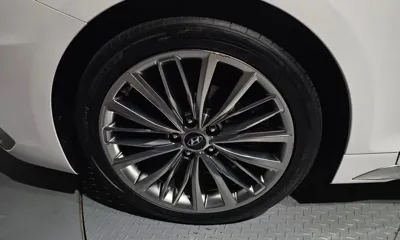 Hyundai Grandeur 2019, 74171 км, за 15157.44 USD