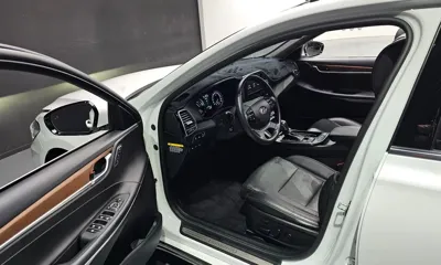 Hyundai Grandeur 2019, 74171 км, за 15157.44 USD - фото 10