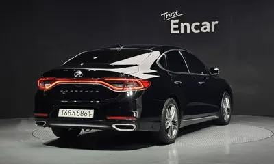 Hyundai Grandeur 2017, 102879 км, за 9846.29 USD
