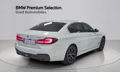 BMW 5-Series 2021, 47619 км, за 26585.27 USD