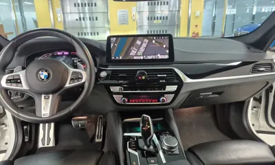 BMW 5-Series 2021, 47619 км, за 26585.27 USD - фото 7