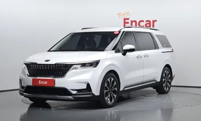 Kia Canival · 2021 год