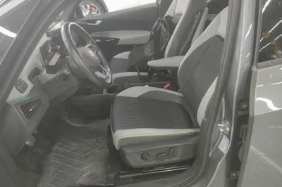 Volkswagen ID.3 2021, 31700 км, за 13488 USD - фото 17