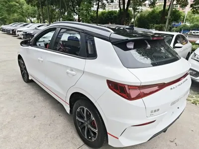 BYD e2 2021, 105399 км, за 6341.7 USD