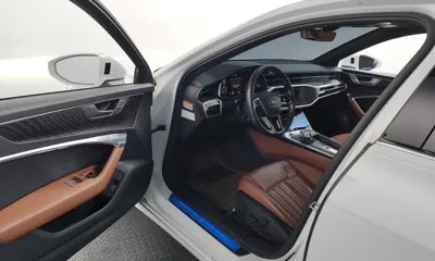 Audi A6 2021, 24053 км, за 22475.58 USD - фото 10