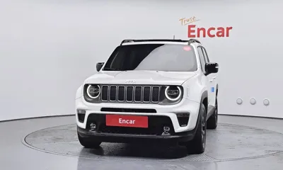 Jeep Renegade 2023, 4886 км, за 18226.21 USD