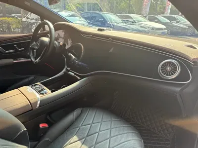 Mercedes-Benz EQS 2023, 29000 км, за 58827.43 USD - фото 26