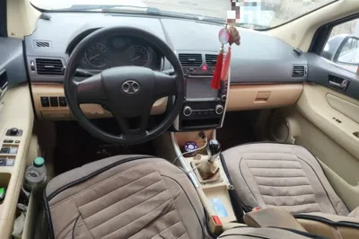 BAIC Senova D20 2015, 33300 км, за 3521 USD - фото 6