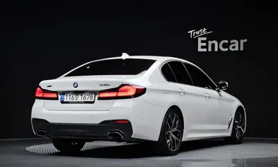 BMW 5-Series 2021, 45792 км, за 27259.58 USD
