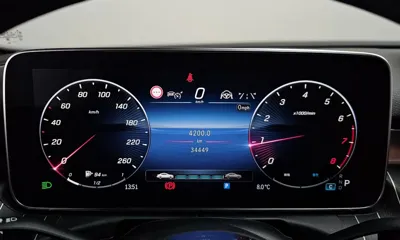 Mercedes-Benz C-Class 2023, 34449 км, за 27410.57 USD - фото 8
