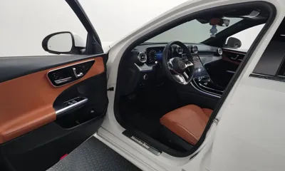 Mercedes-Benz C-Class 2023, 34449 км, за 27410.57 USD - фото 10
