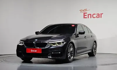 BMW 5-Series · 2018 год