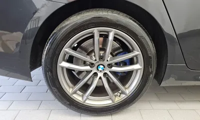 BMW 5-Series 2018, 200965 км, за 11164.74 USD