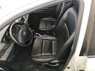 Toyota Yaris L 2018, 90500 км, за 4855.7 USD - фото 15