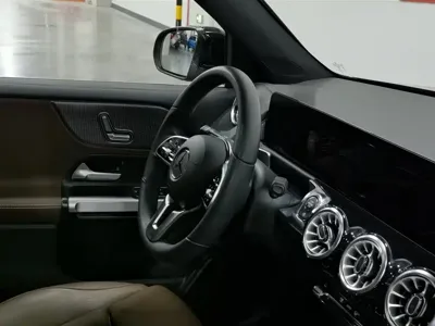 Mercedes-Benz GLB 2023, 26600 км, за 21824 USD - фото 22