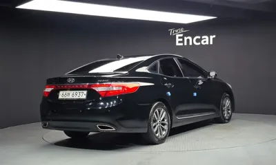 Hyundai Grandeur 2012, 176890 км, за 1975.55 USD