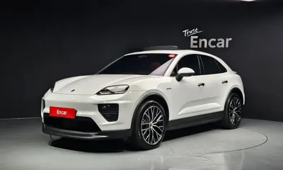 Porsche Macan · 2025 год