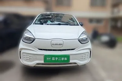 Roewe Clever 2022, 14300 км, за 5980 USD