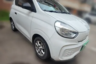 Roewe Clever 2022, 14300 км, за 5980 USD