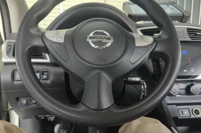 Nissan Sylphy 2021, 46900 км, за 7909 USD - фото 13