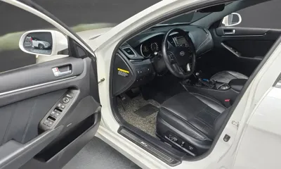 Kia K7 2012, 116960 км, за 2636.27 USD - фото 11